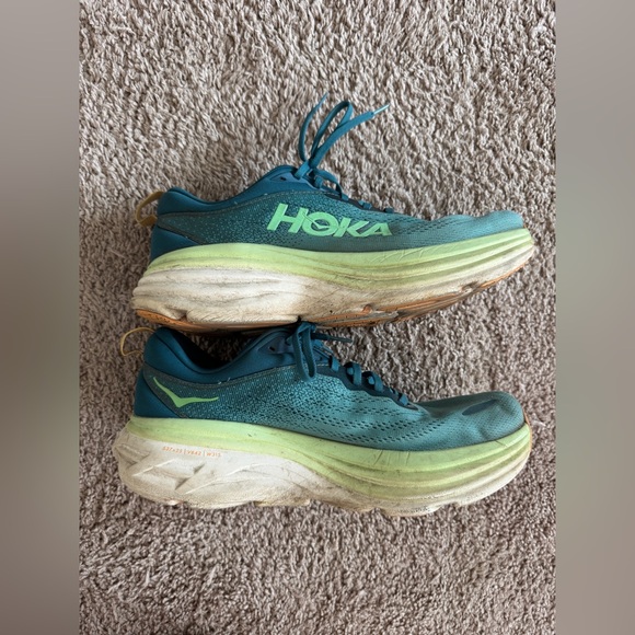 Hoka Bondi 8 Running Shoe - Picture 3 of 6